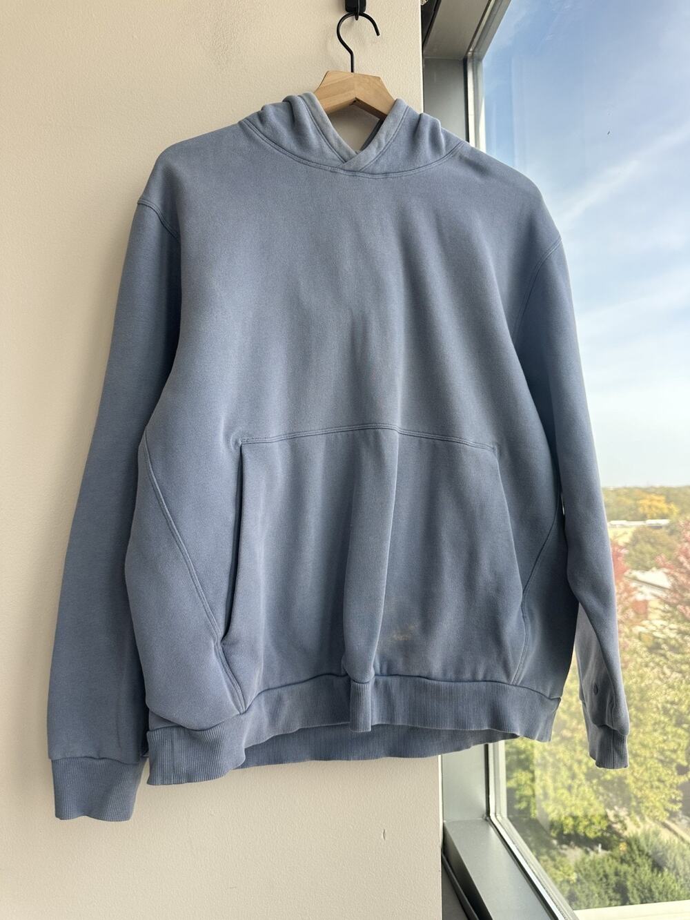 Lululemon Washed Denim Blue Steady State Pullover Hoodie Sz L